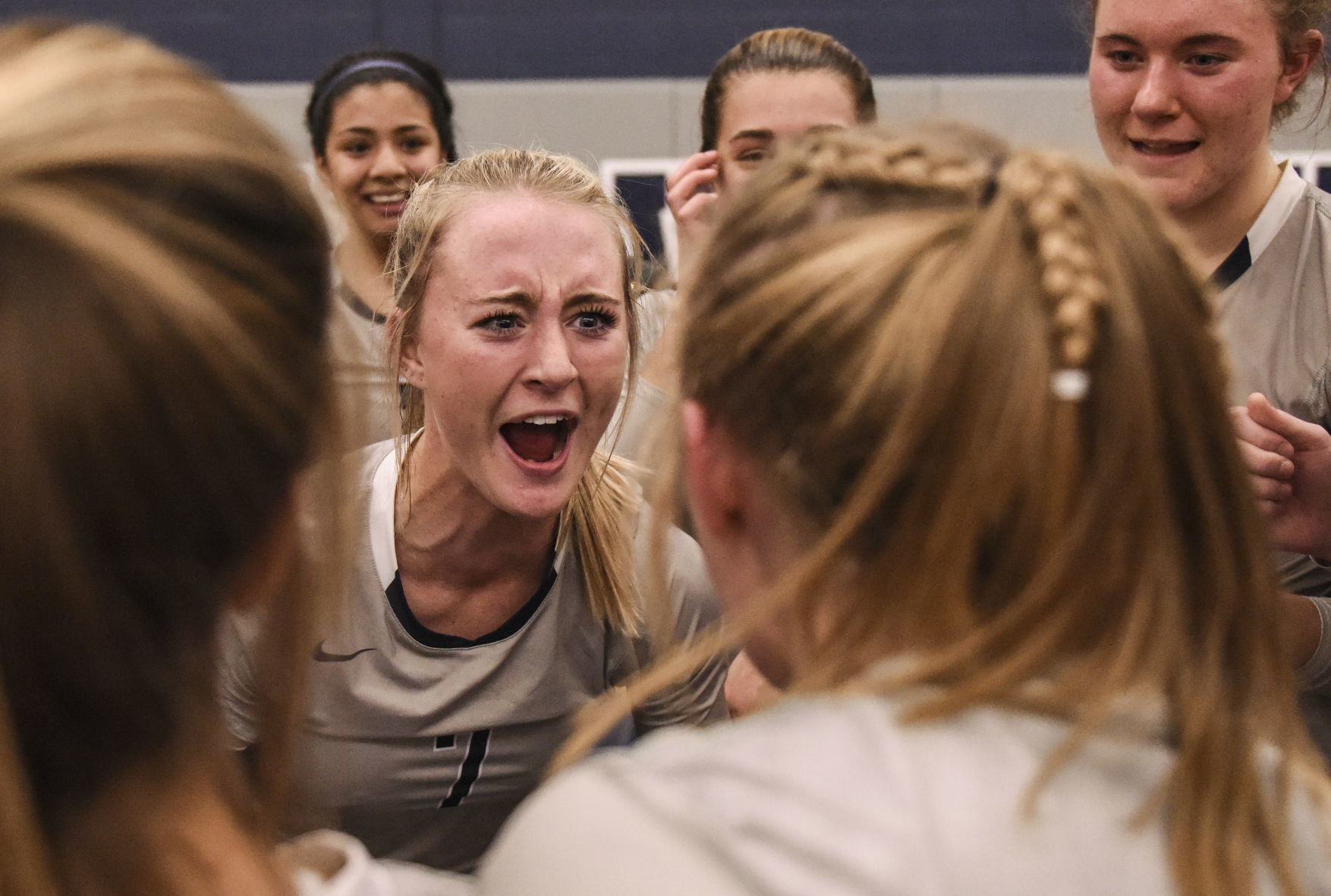 110419-qct-spt-bett-pv-vball-21.jpg